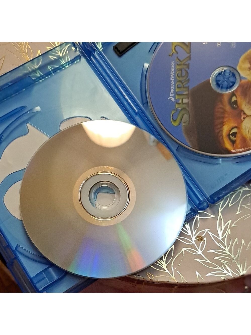 Disney Blu-ray Discs with Blue Cases - Picture 3 of 3